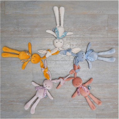 Peluche Pantin Lapin Ocre Lapinoo 35 cm - Kaloo Peluche Pantin Lapin Ocre Lapinoo 35 cm - Kaloo