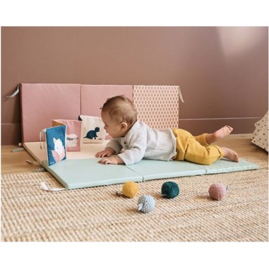 Livre évolutif en tissu Stimuli de - Kaloo Livre évolutif en tissu Stimuli de - Kaloo