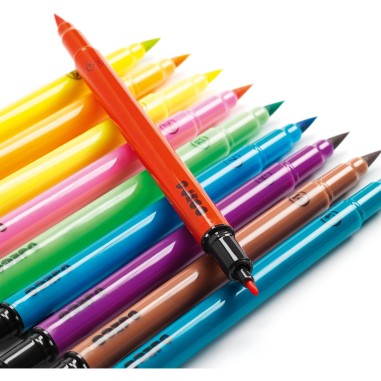 Les Couleurs : 10 Feutres Pinceaux pop - Djeco Les Couleurs : 10 Feutres Pinceaux pop - Djeco