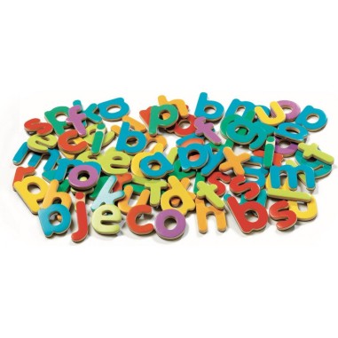 83 lettres en bois - tableau et magnets - Djeco 83 lettres en bois - tableau et magnets - Djeco