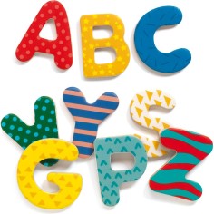 38 lettres en bois - tableau et magnets - Djeco 2